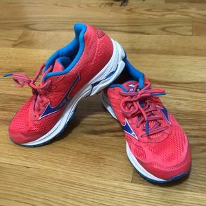 Mizuno Wave Rider 20 - Size 7 - Pink/Blue